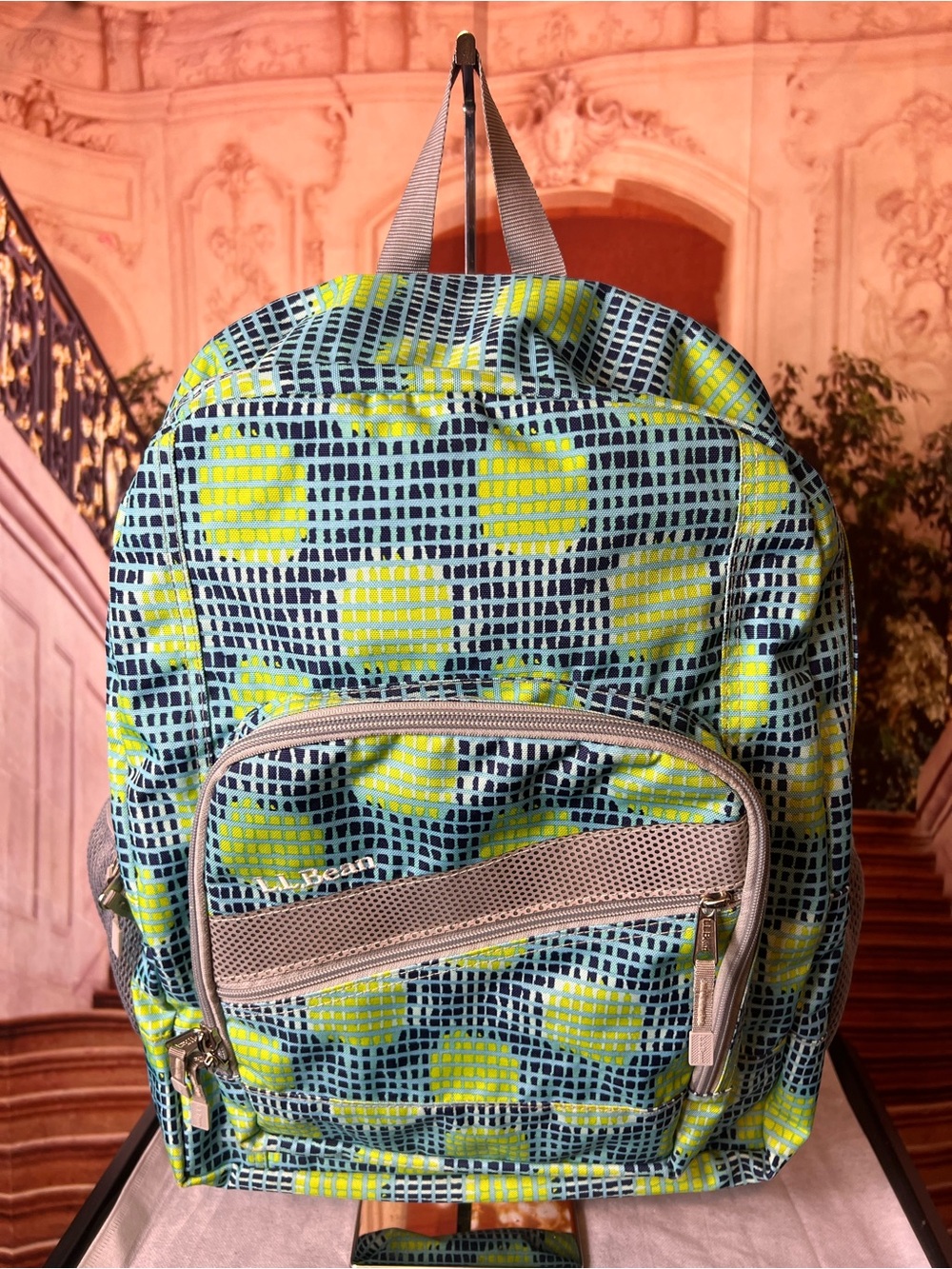 L.L.Bean Deluxe Book Pack, Built to last with weatherproof fabric, like new! 💚
